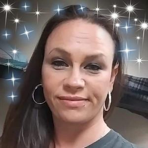 Meet your Posher, Dena